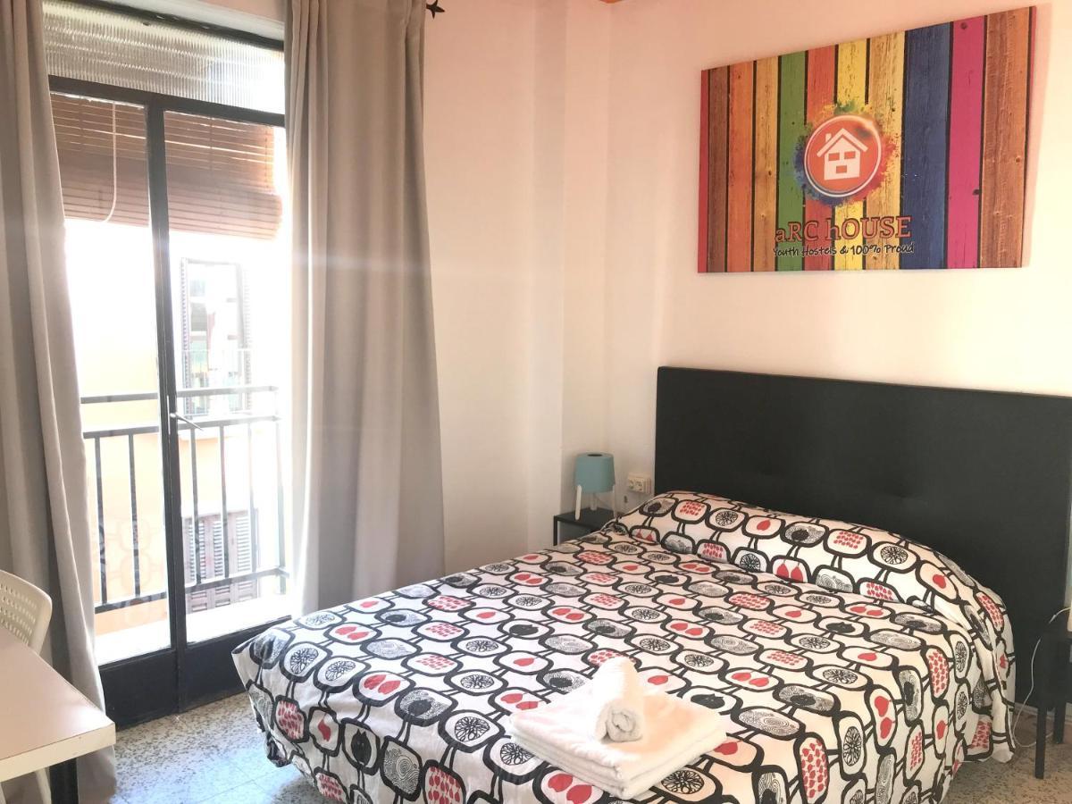 Arc House Sevilla Only Adults المظهر الخارجي الصورة