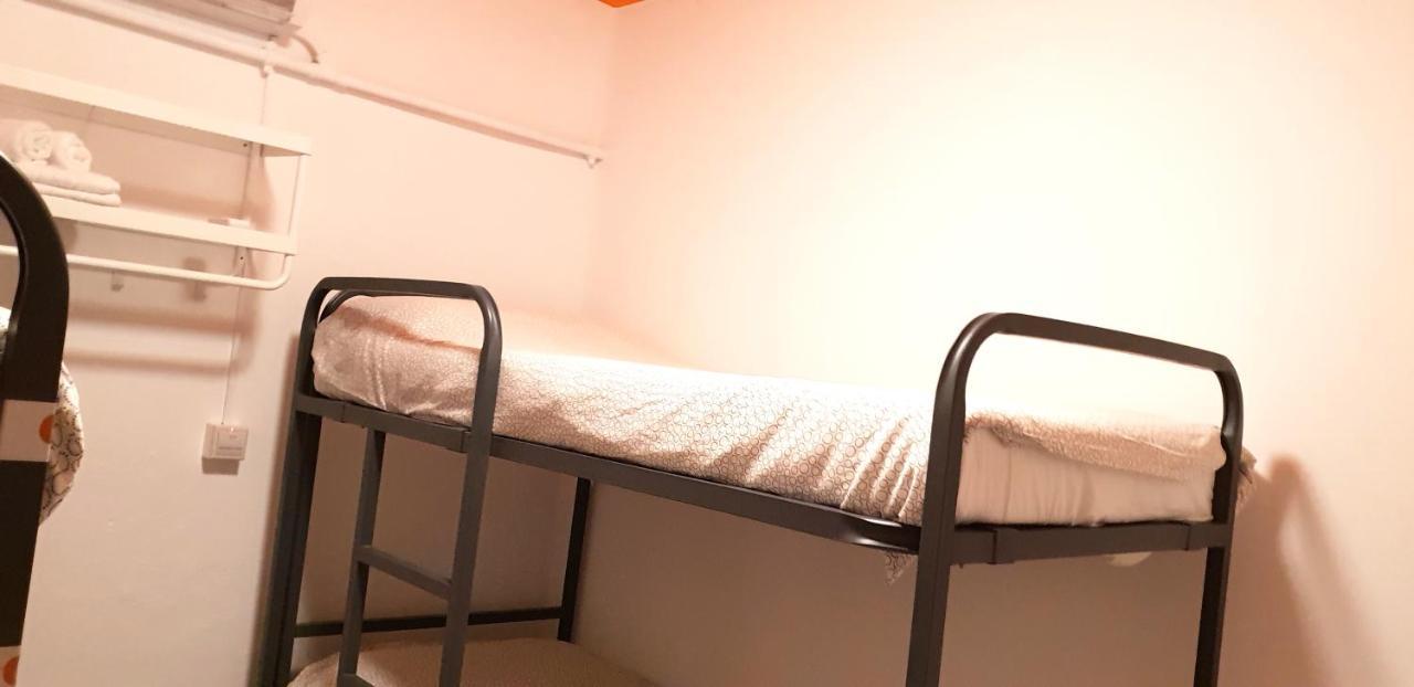 Arc House Sevilla Only Adults المظهر الخارجي الصورة